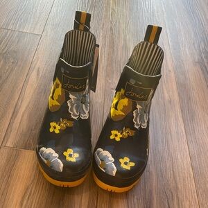 Joules Black and Yellow Floral Rain Boots